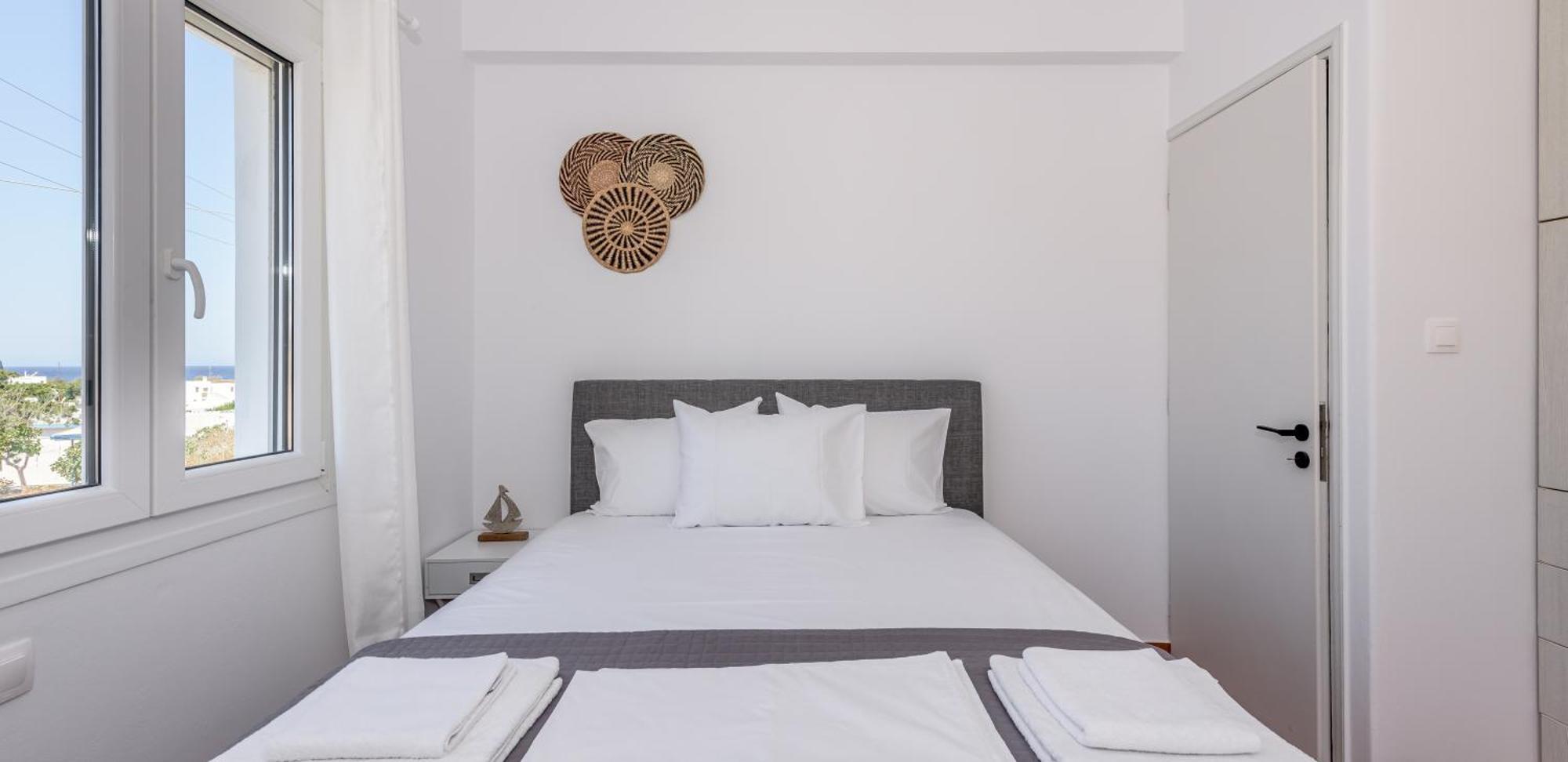 Brizet Apartments Sea View Pollonia Exterior photo